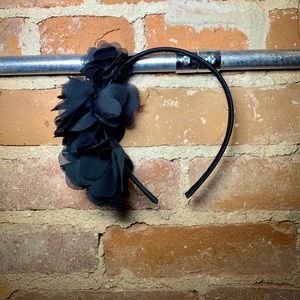 296. Woman’s Stylish & Flirty Black Headband